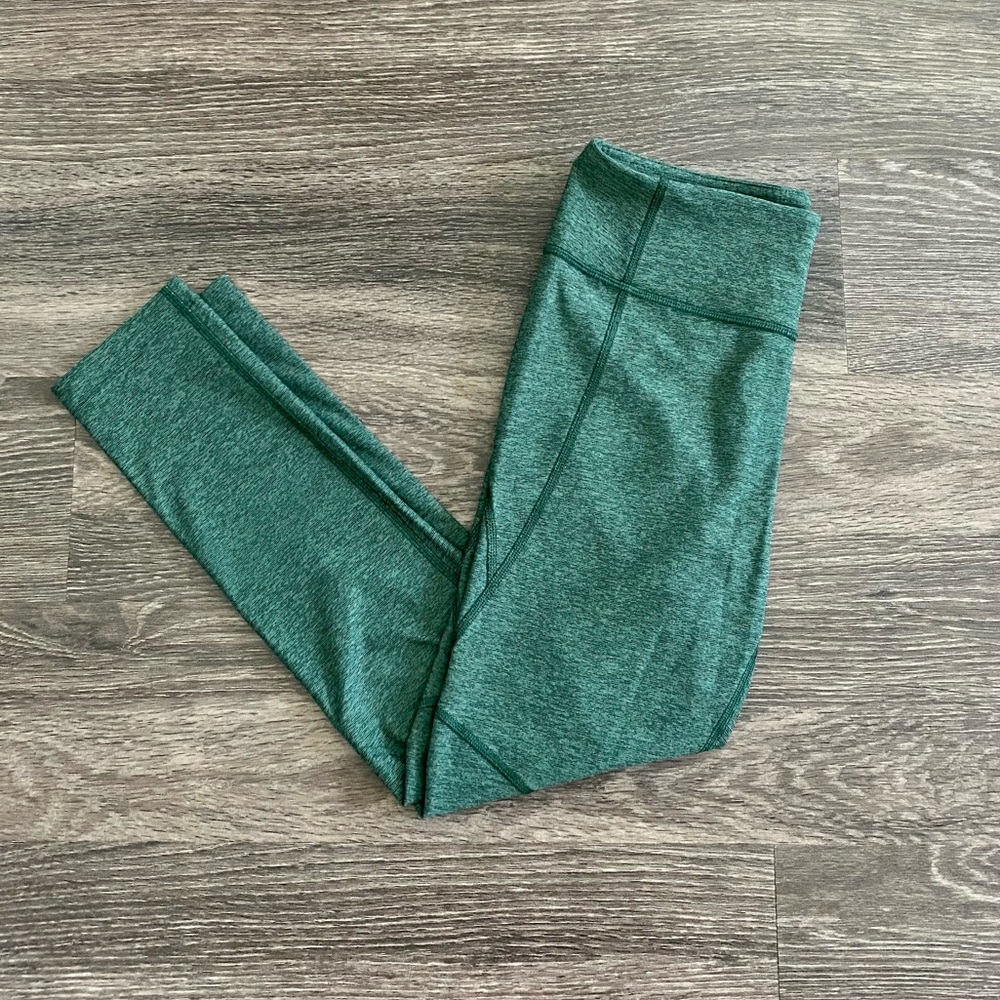 Outdoor Voices leggings in Green (small)